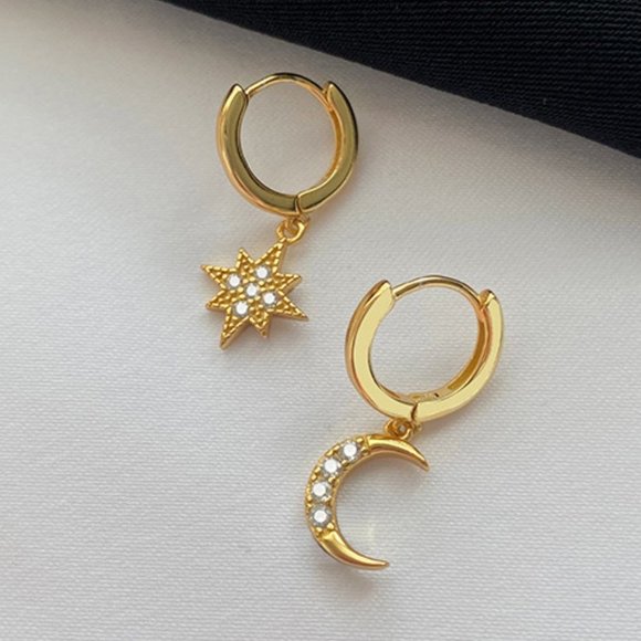 *NEW 925 Sterling Silver Diamond Moon Star Hoops - Picture 2 of 14